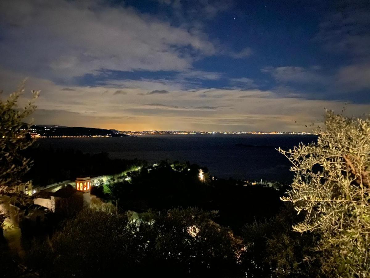 La Casa Di Andrea Apartment Gardone Riviera Exterior photo